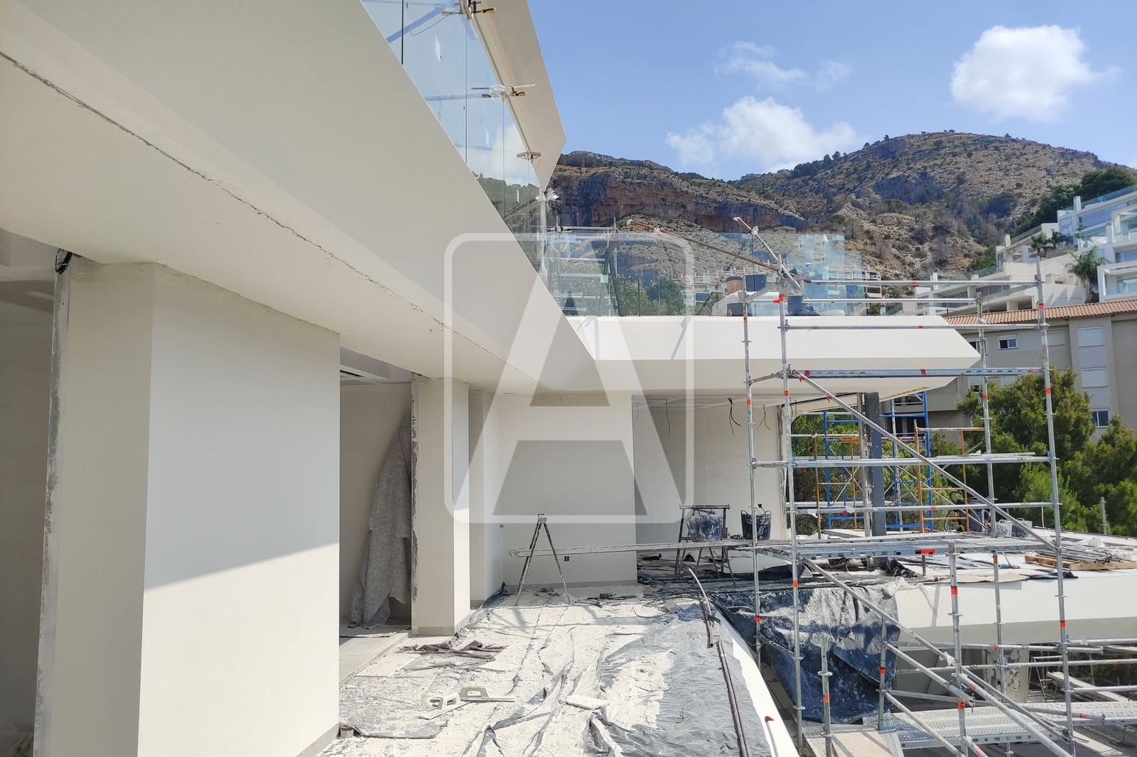 4 bedroom Villa for sale in Altea with garage - € 2,250,000 (Ref: 7888981)
