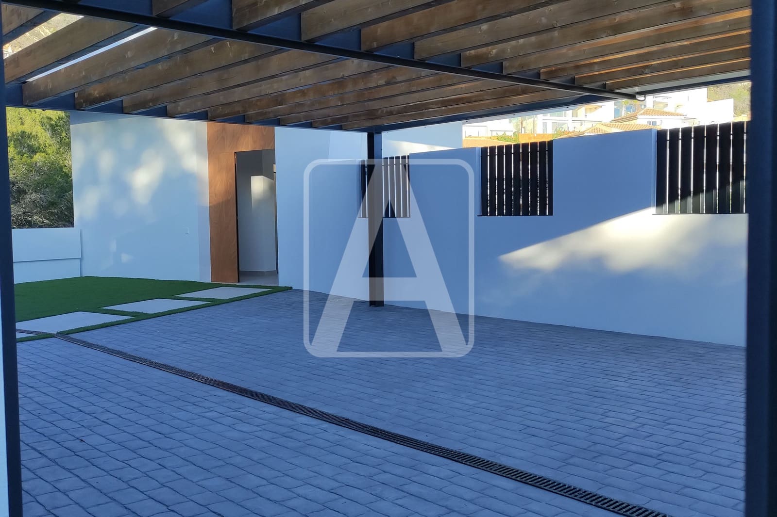 4 bedroom Villa for sale in Altea with garage - € 2,250,000 (Ref: 7888981)