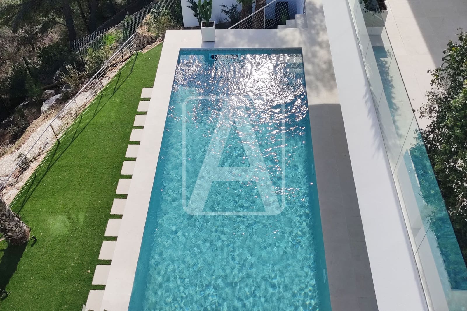 4 bedroom Villa for sale in Altea with garage - € 2,250,000 (Ref: 7888981)