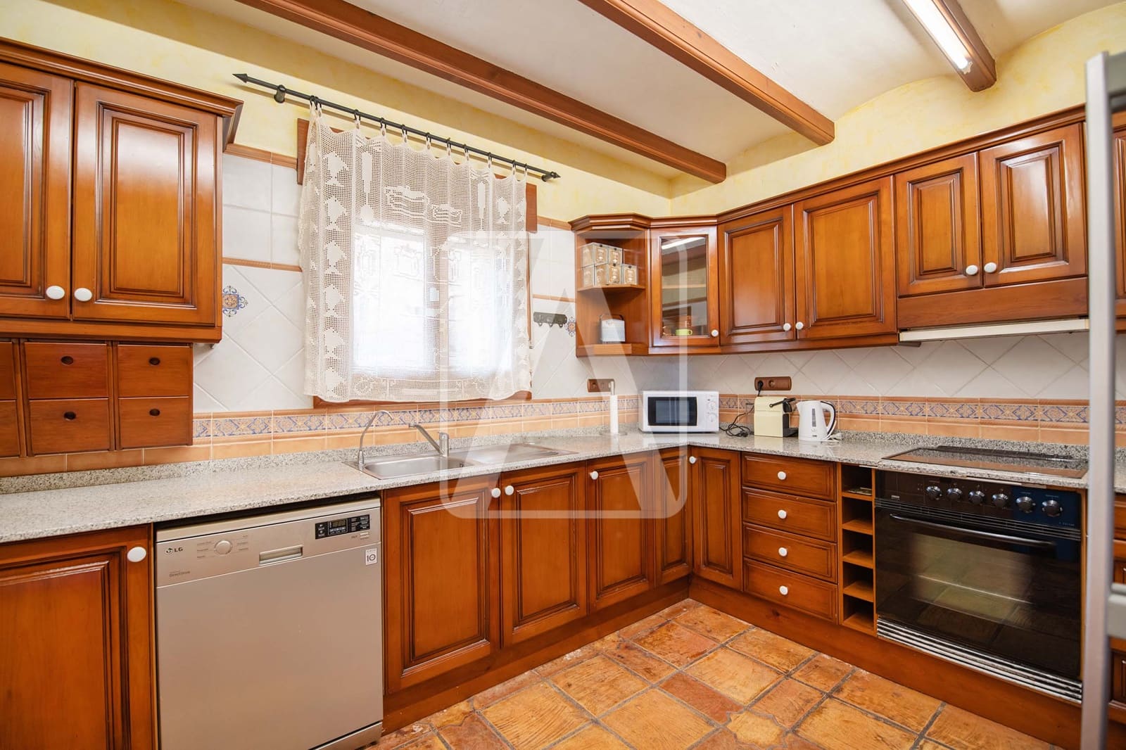 4 sypialnia Finka/Dom wiejski na sprzedaż w Calpe / Calp z basenem garażem - 840 000 € (Ref: 7981653)