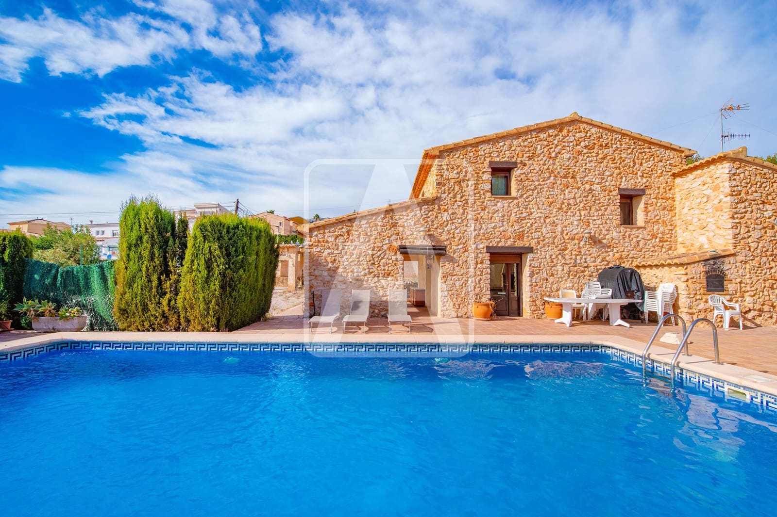 4 sypialnia Finka/Dom wiejski na sprzedaż w Calpe / Calp z basenem garażem - 840 000 € (Ref: 7981653)