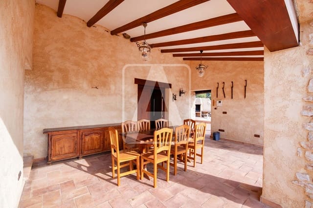 4 soveværelse Finca/Landehus til salg i Calpe / Calp med swimmingpool garage - € 840.000 (Ref: 7981653)