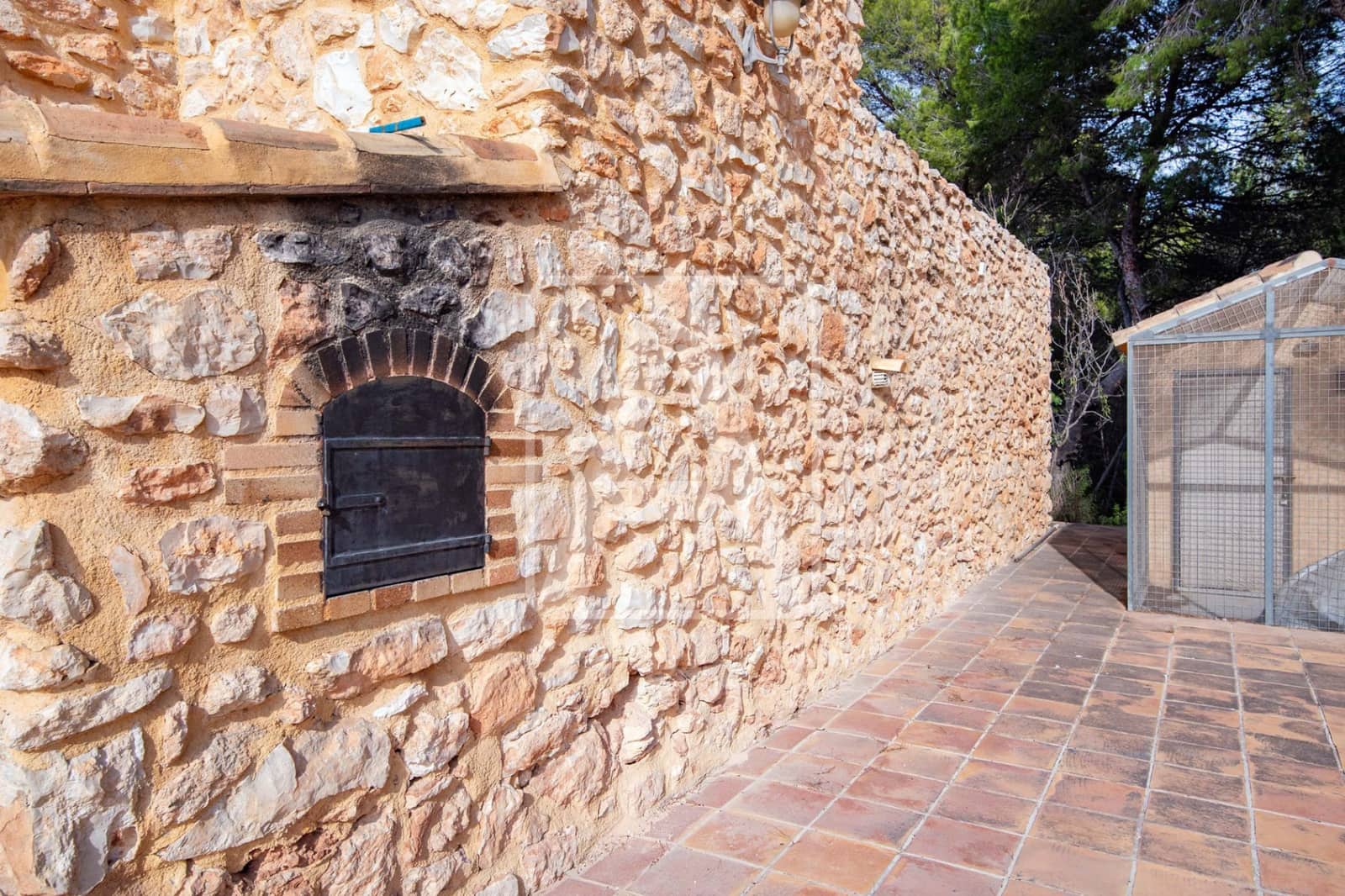 4 sypialnia Finka/Dom wiejski na sprzedaż w Calpe / Calp z basenem garażem - 840 000 € (Ref: 7981653)