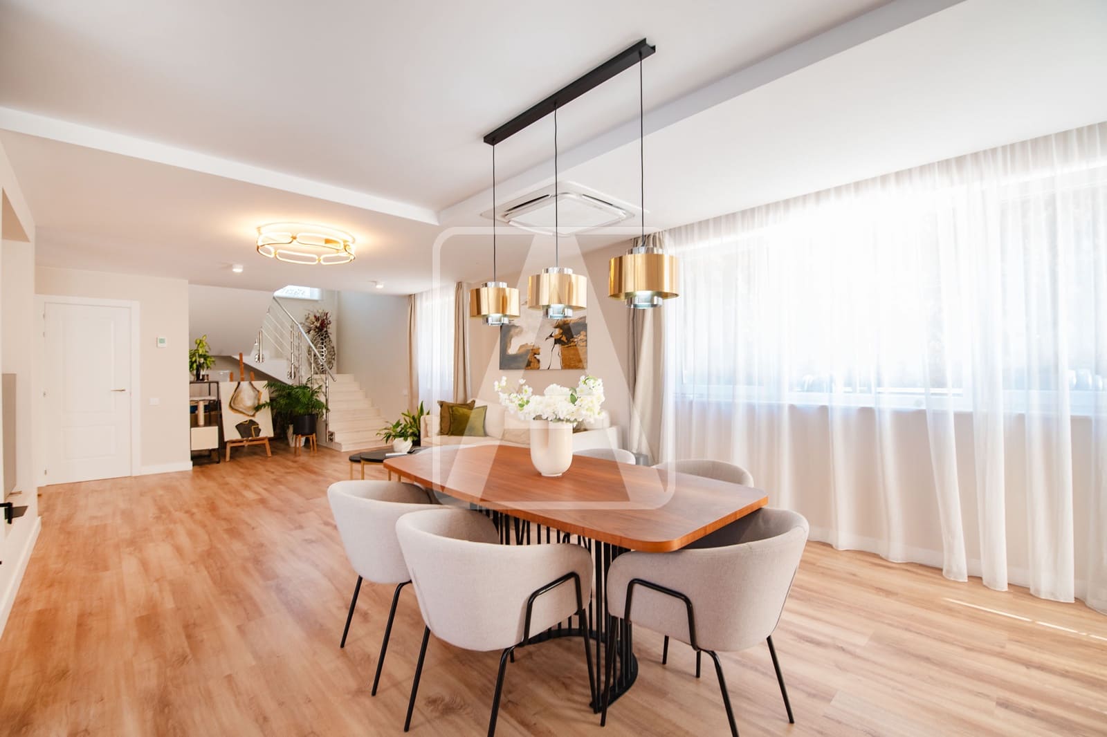 4 Zimmer Villa zu verkaufen in Calpe / Calp mit Pool Garage - 1.090.000 € (Ref: 8084991)