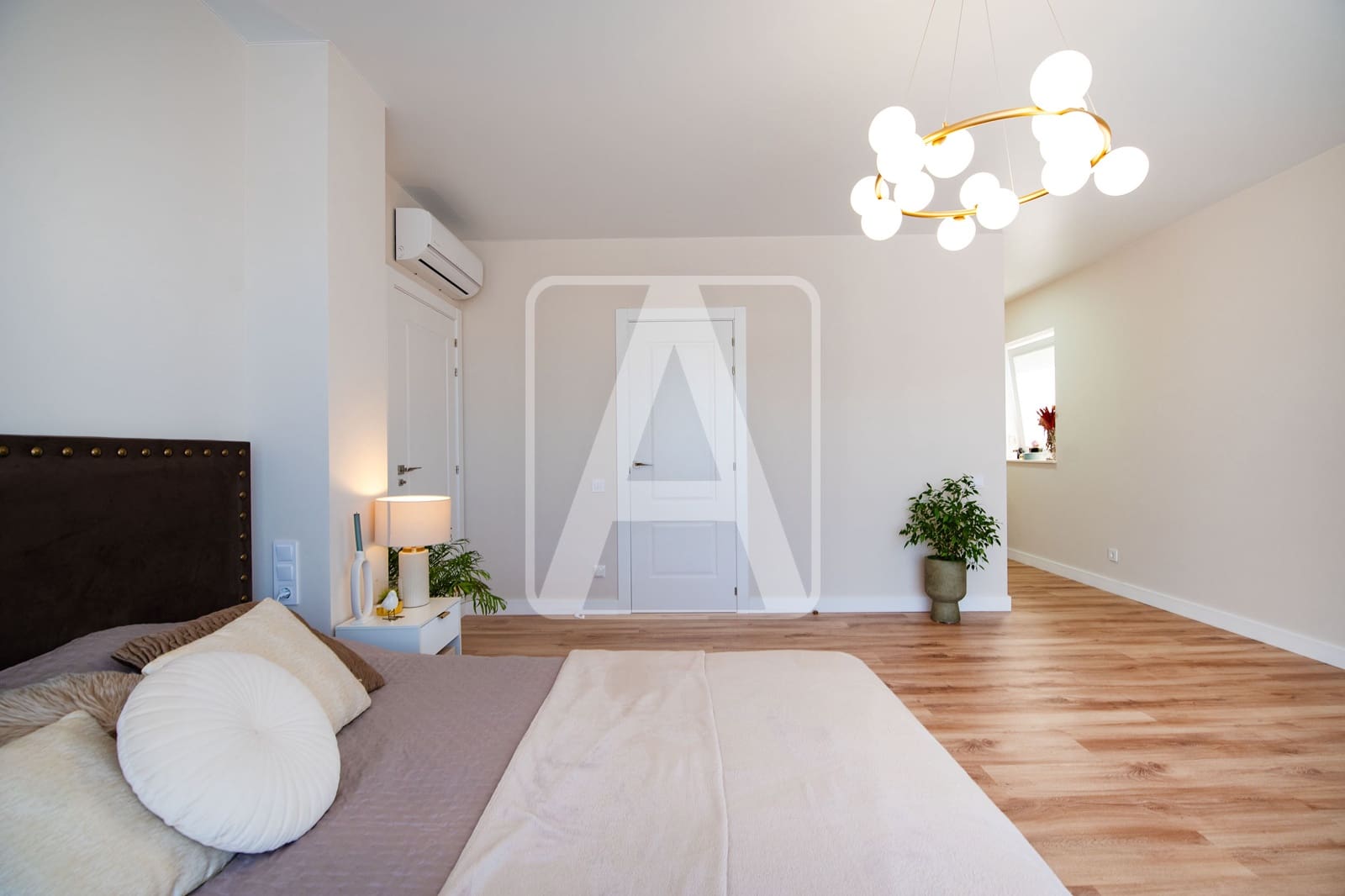 4 Zimmer Villa zu verkaufen in Calpe / Calp mit Pool Garage - 1.090.000 € (Ref: 8084991)