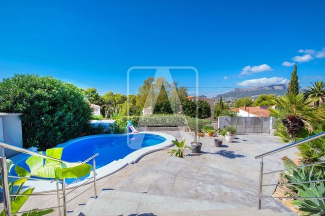 4 Zimmer Villa zu verkaufen in Calpe / Calp mit Pool Garage - 1.090.000 € (Ref: 8084991)