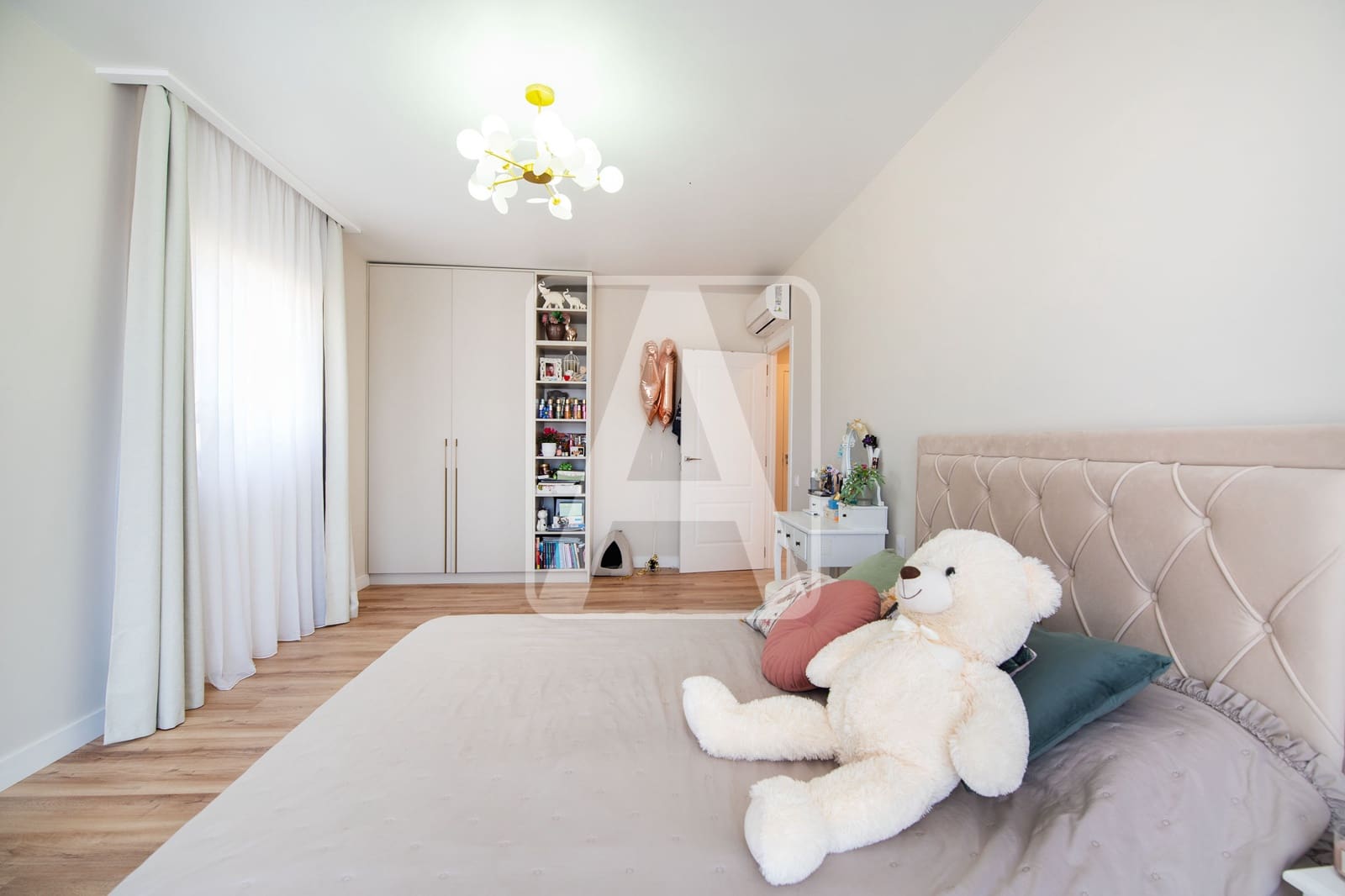 4 Zimmer Villa zu verkaufen in Calpe / Calp mit Pool Garage - 1.090.000 € (Ref: 8084991)