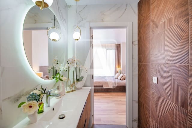 4 Zimmer Villa zu verkaufen in Calpe / Calp mit Pool Garage - 1.090.000 € (Ref: 8084991)