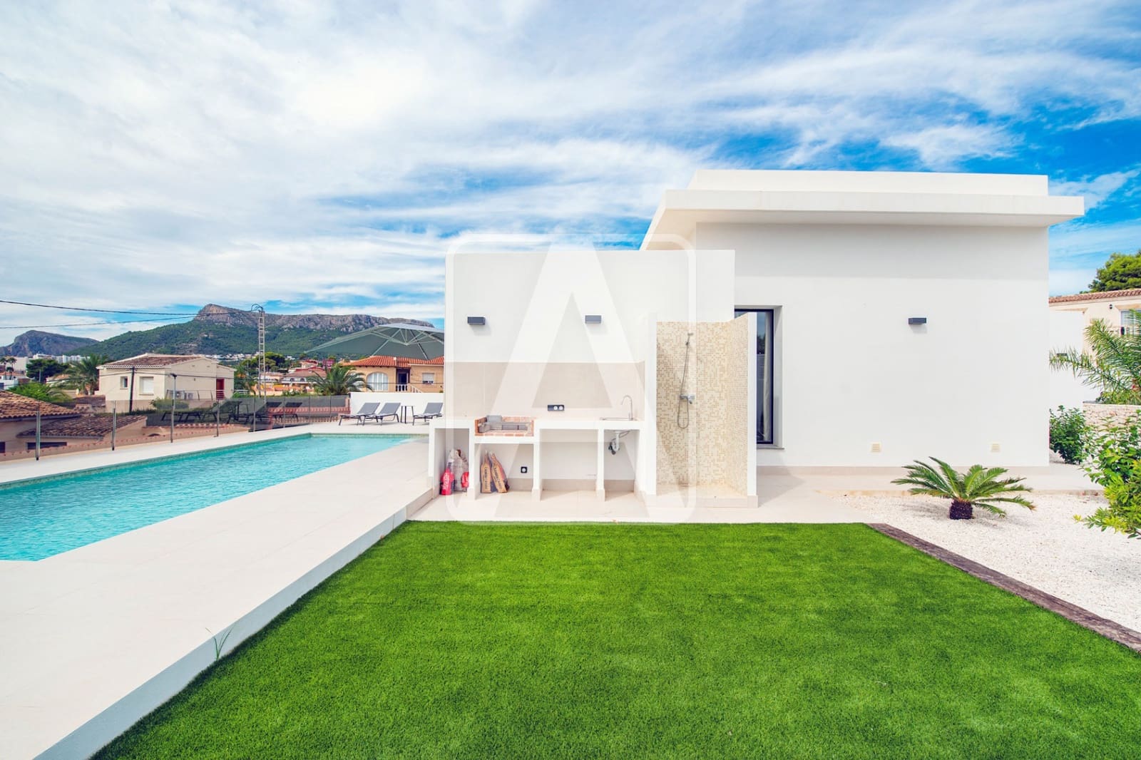 4 slaapkamer Villa te koop in Calpe / Calp met zwembad garage - € 1.150.000 (Ref: 8096231)