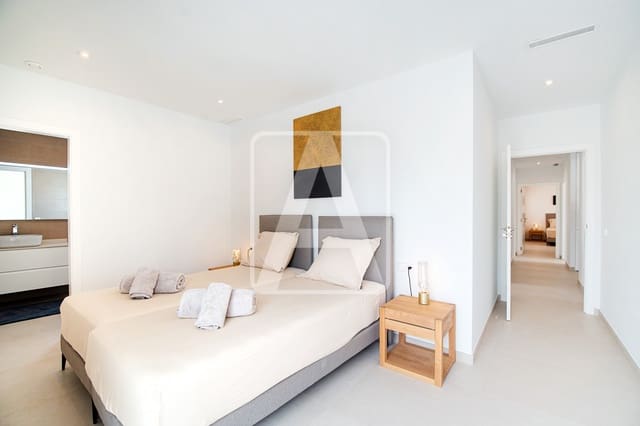 4 slaapkamer Villa te koop in Calpe / Calp met zwembad garage - € 1.150.000 (Ref: 8096231)