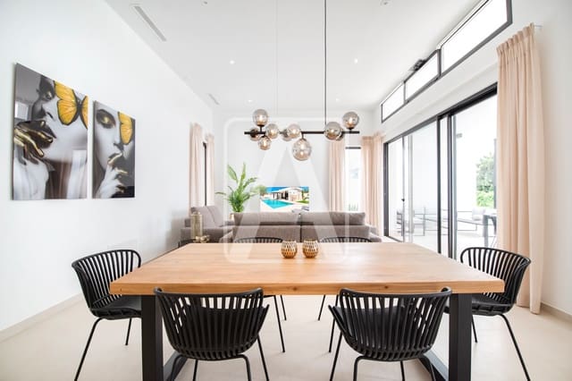 4 soverom Villa til salgs i Calpe / Calp med svømmebasseng garasje - € 1 050 000 (Ref: 8096231)
