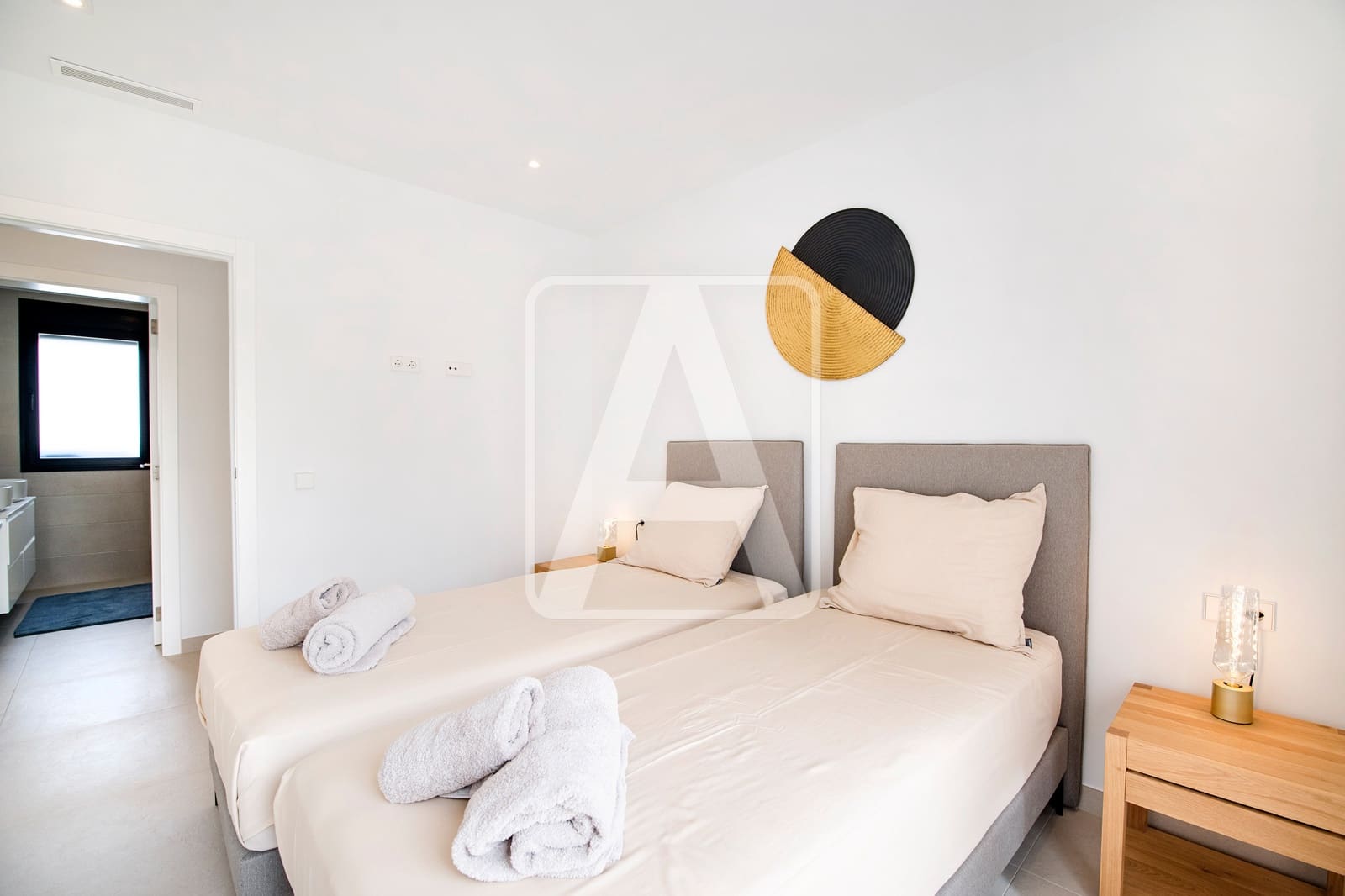 4 bedroom Villa for sale in Calpe / Calp with pool garage - € 1,050,000 (Ref: 8096231)
