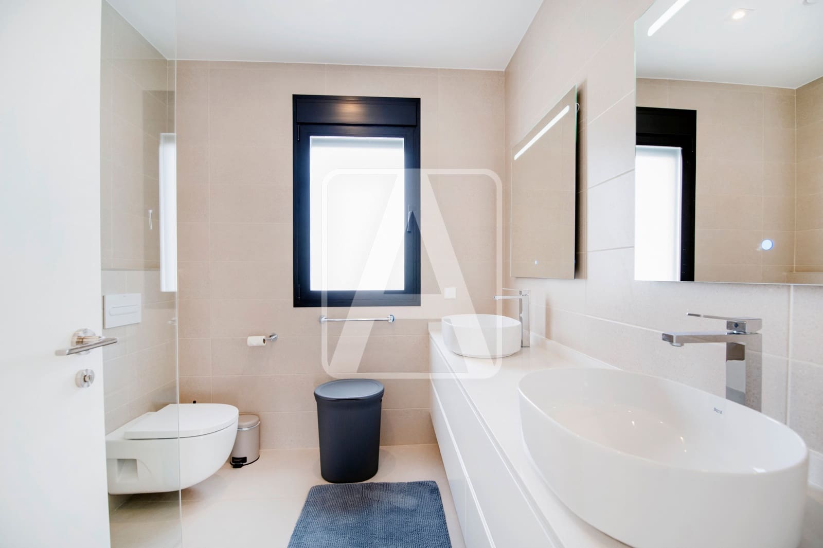 4 bedroom Villa for sale in Calpe / Calp with pool garage - € 1,050,000 (Ref: 8096231)