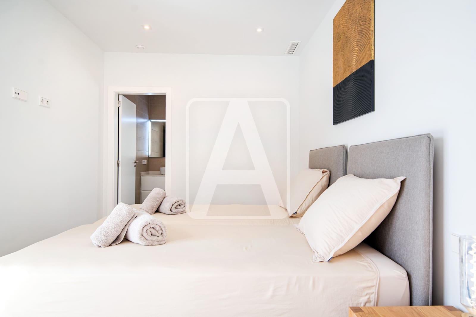 4 bedroom Villa for sale in Calpe / Calp with pool garage - € 1,050,000 (Ref: 8096231)