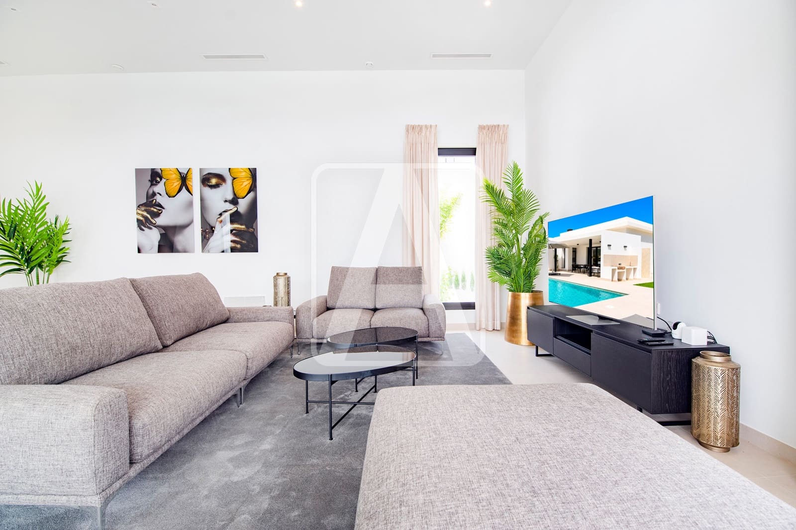 4 bedroom Villa for sale in Calpe / Calp with pool garage - € 1,050,000 (Ref: 8096231)