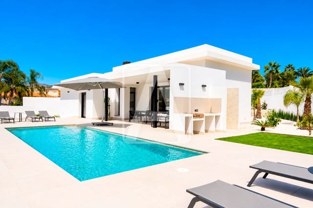 4 soverom Villa til salgs i Calpe / Calp med svømmebasseng garasje - € 1 050 000 (Ref: 8096231)