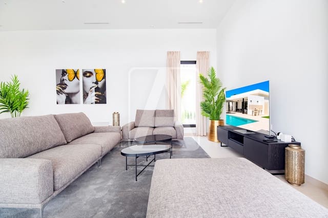 4 soverom Villa til salgs i Calpe / Calp med svømmebasseng garasje - € 1 050 000 (Ref: 8096231)