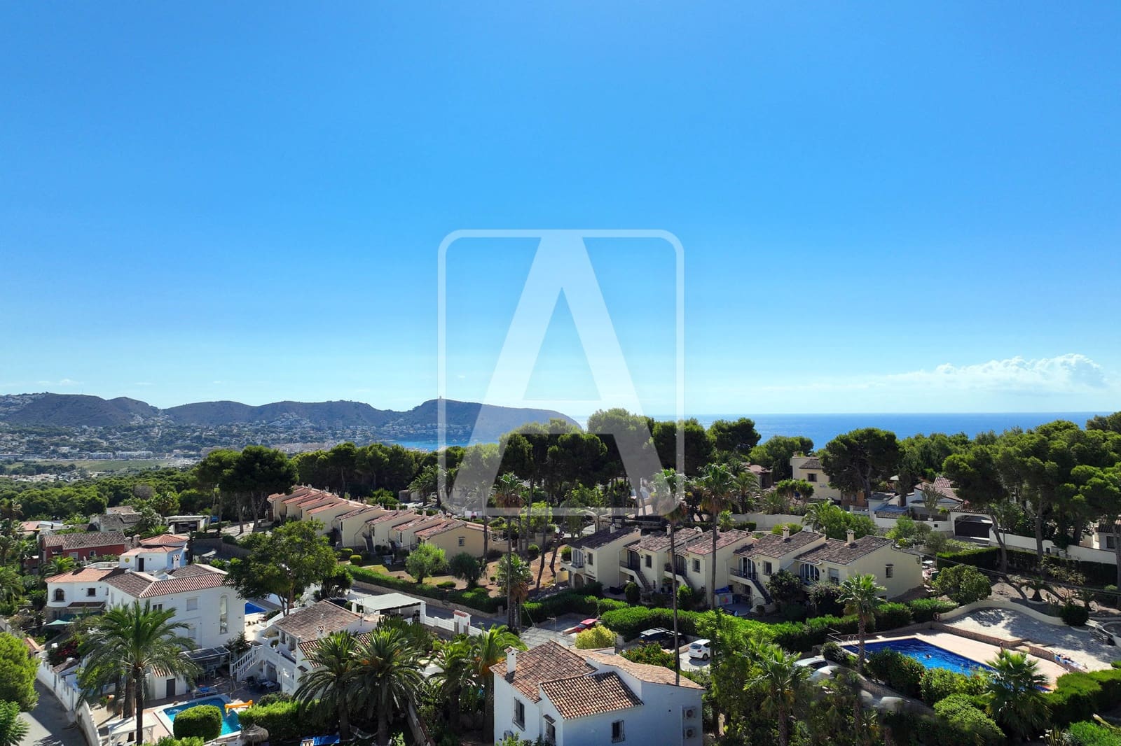 Chalet de 6 habitaciones en Moraira en venta con piscina garaje - 4.500.000 € (Ref: 8123865)
