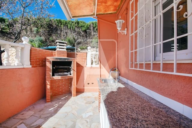 3 chambre Villa/Maison à vendre à Calpe / Calp avec piscine garage - 535 000 € (Ref: 8143439)