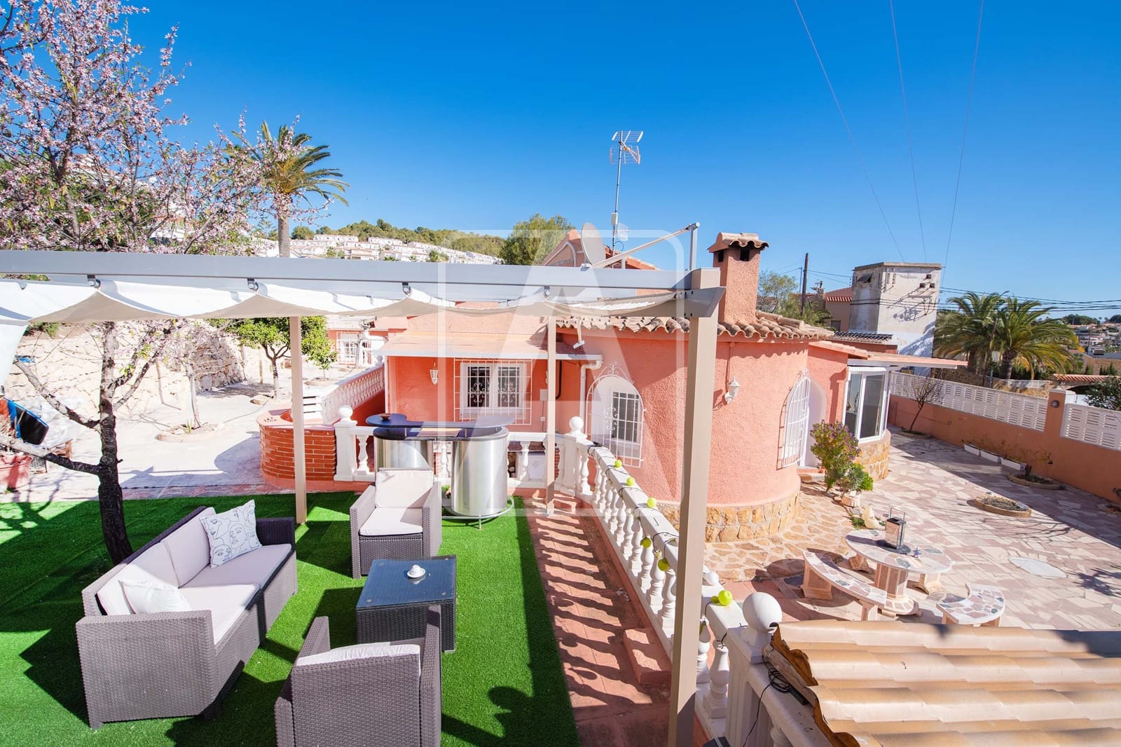 3 chambre Villa/Maison à vendre à Calpe / Calp avec piscine garage - 535 000 € (Ref: 8143439)