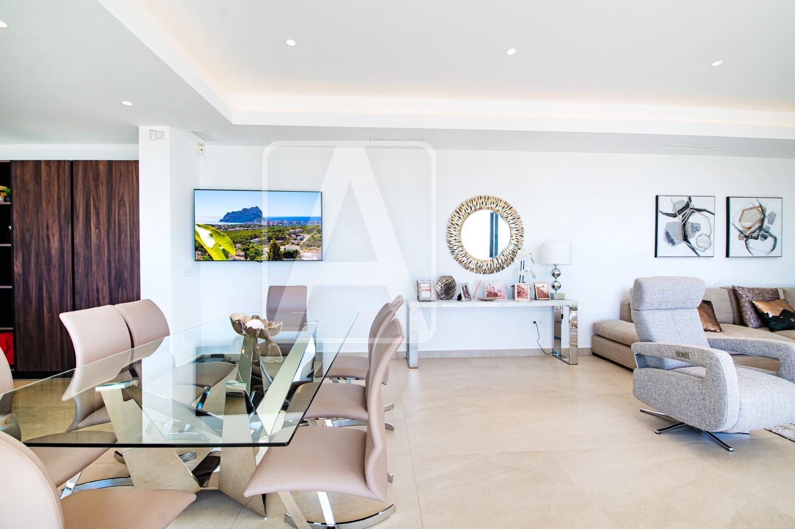 4 bedroom Villa for sale in Benissa with pool garage - € 2,750,000 (Ref: 8223682)