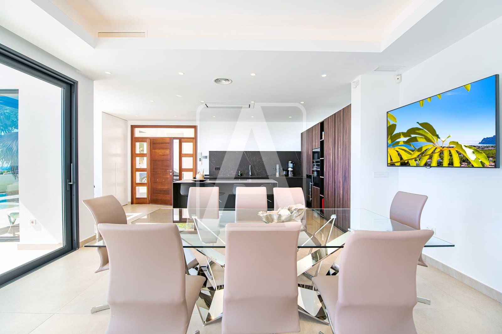 4 bedroom Villa for sale in Benissa with pool garage - € 2,750,000 (Ref: 8223682)