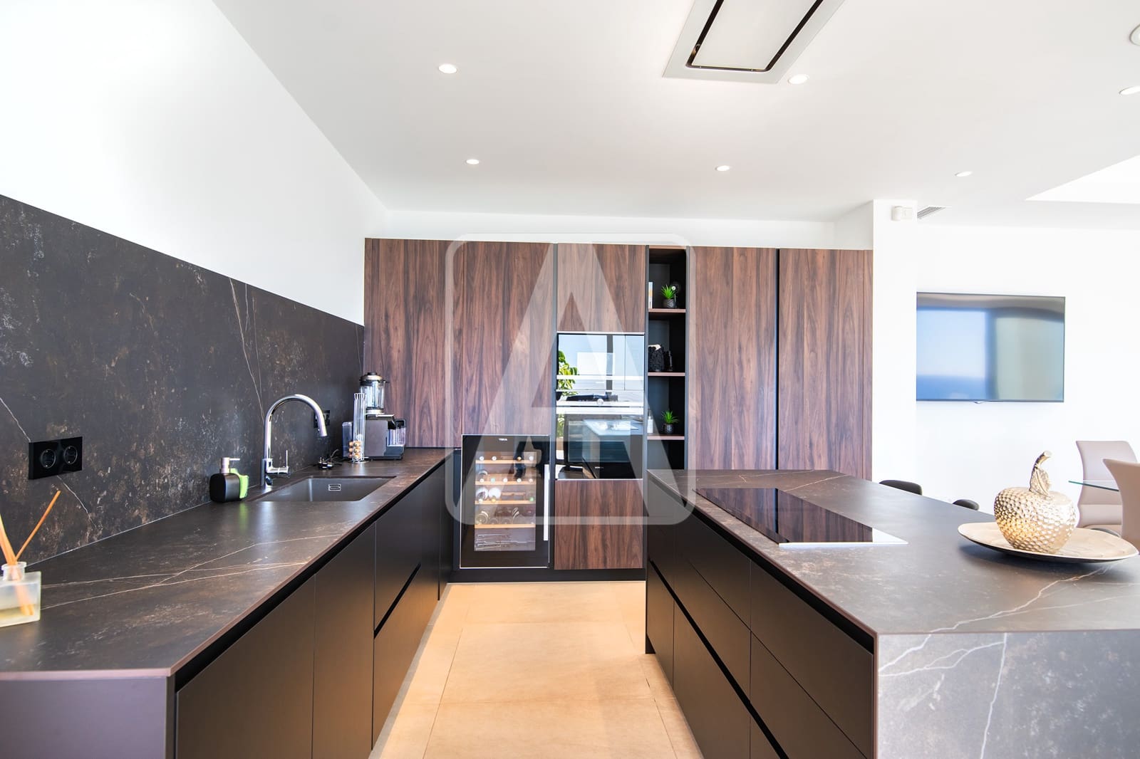 4 bedroom Villa for sale in Benissa with pool garage - € 2,750,000 (Ref: 8223682)