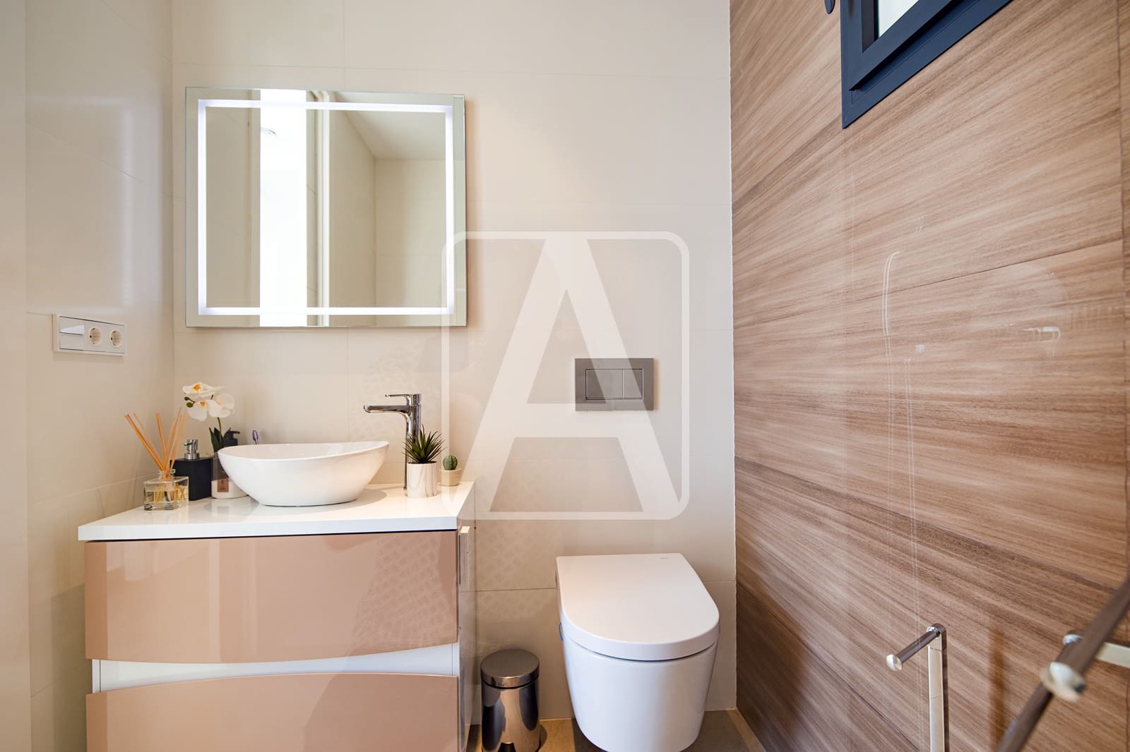 4 bedroom Villa for sale in Benissa with pool garage - € 2,750,000 (Ref: 8223682)