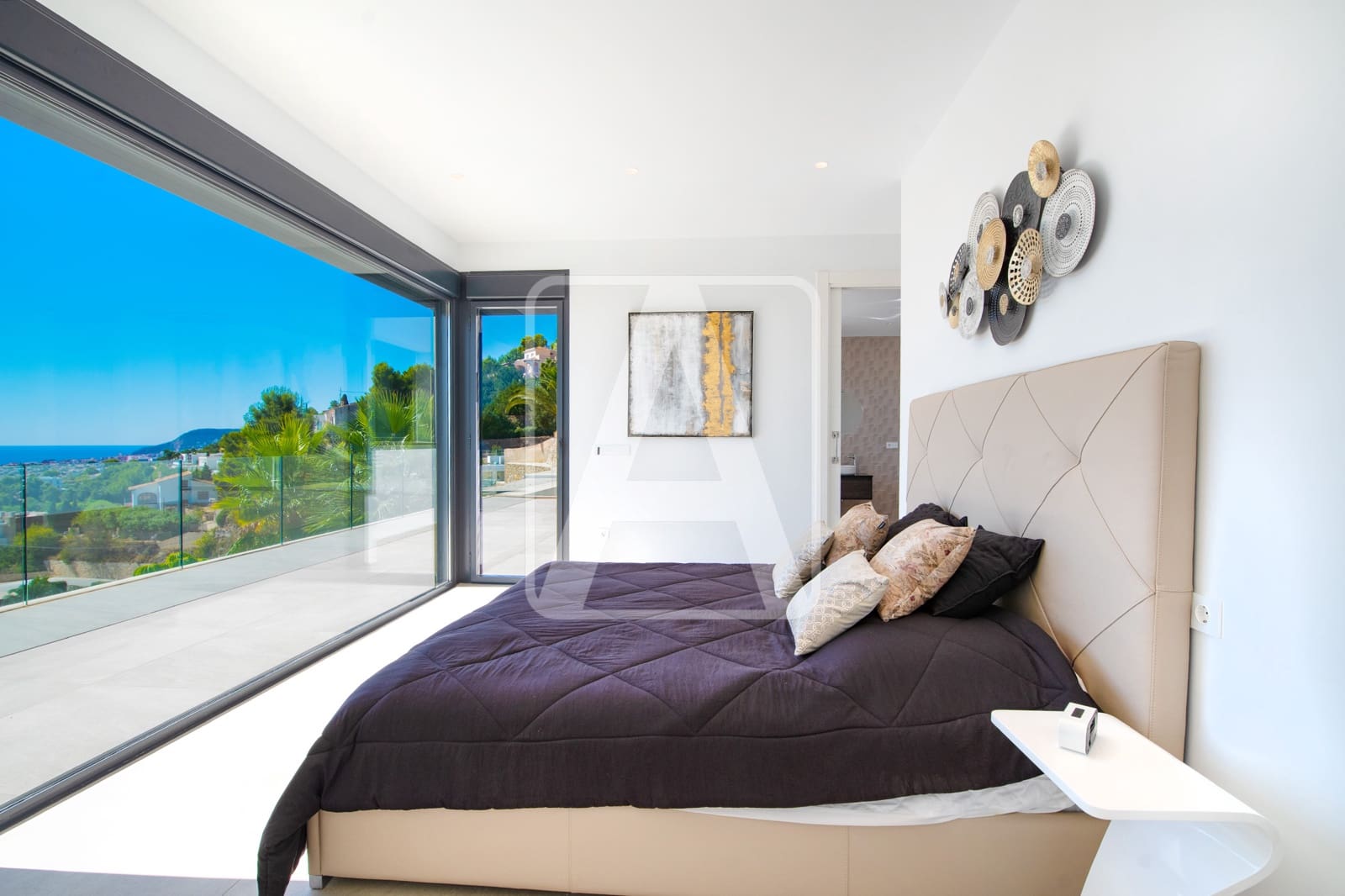 4 bedroom Villa for sale in Benissa with pool garage - € 2,750,000 (Ref: 8223682)