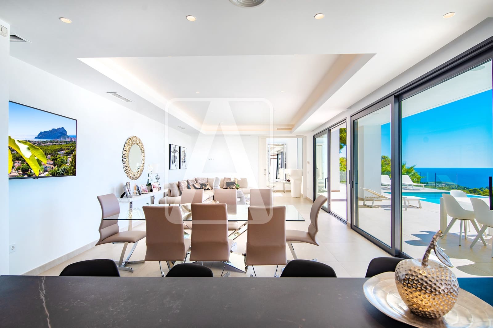 4 bedroom Villa for sale in Benissa with pool garage - € 2,750,000 (Ref: 8223682)