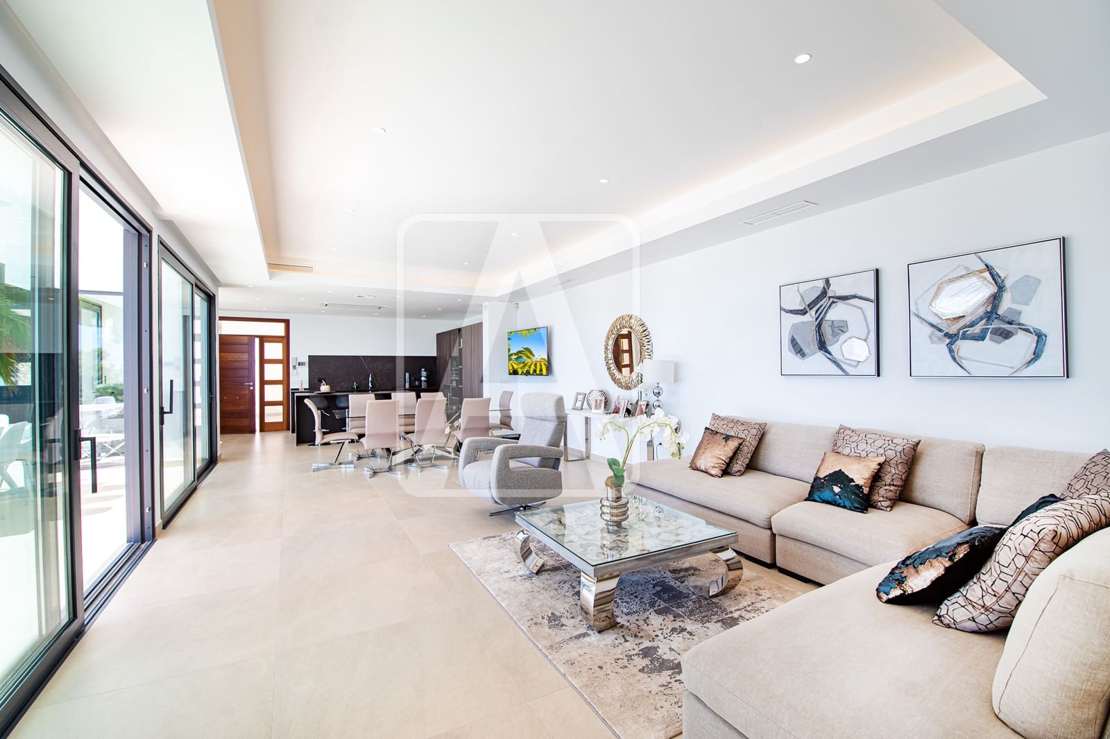 4 bedroom Villa for sale in Benissa with pool garage - € 2,750,000 (Ref: 8223682)