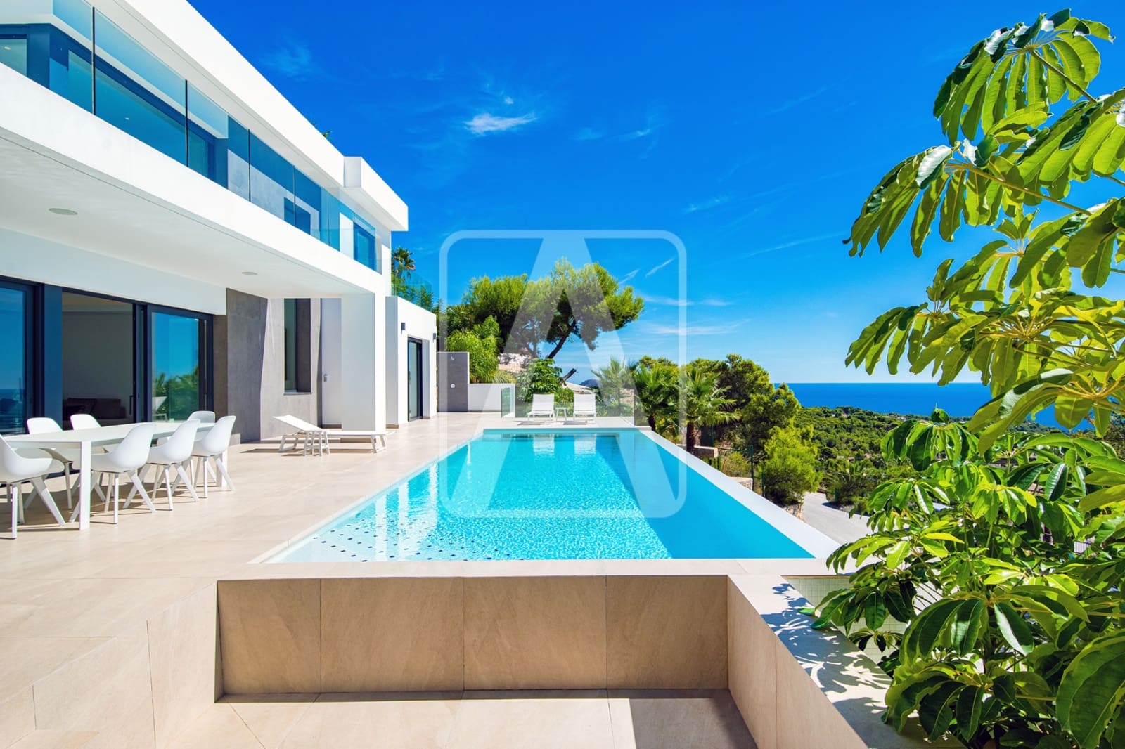 4 bedroom Villa for sale in Benissa with pool garage - € 2,750,000 (Ref: 8223682)