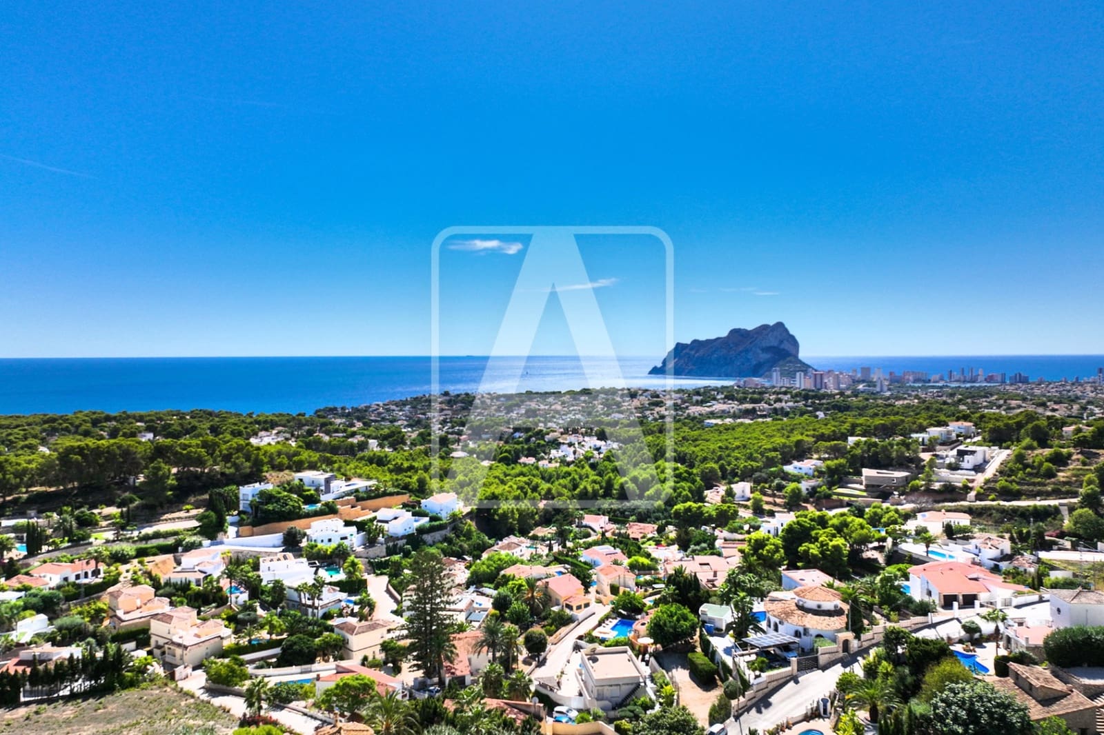 4 bedroom Villa for sale in Benissa with pool garage - € 2,750,000 (Ref: 8223682)