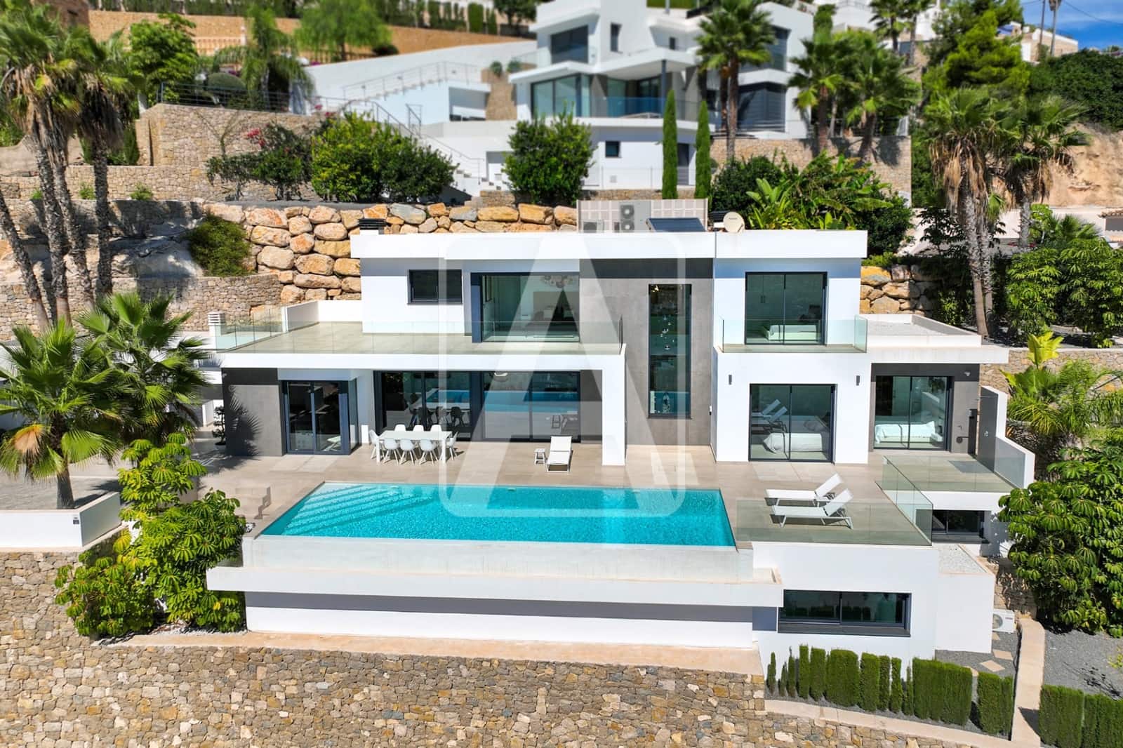 4 bedroom Villa for sale in Benissa with pool garage - € 2,750,000 (Ref: 8223682)