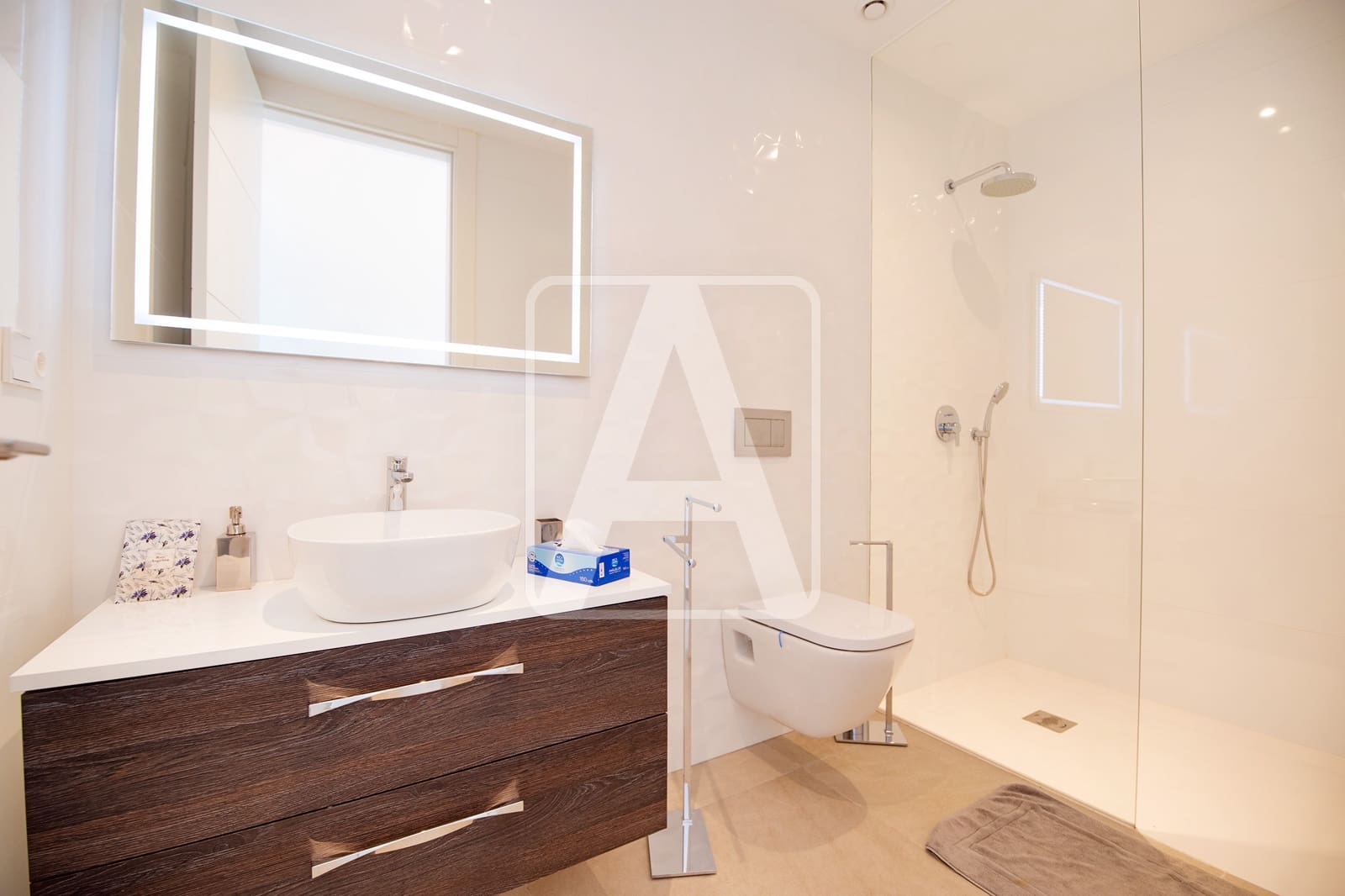 4 bedroom Villa for sale in Benissa with pool garage - € 2,750,000 (Ref: 8223682)