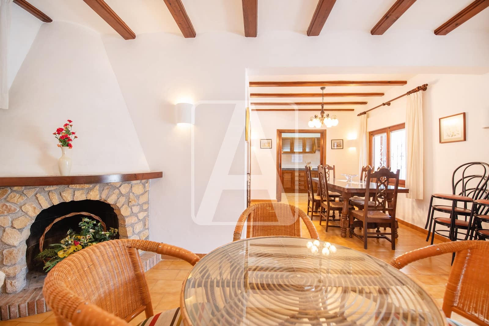 6 soverom Villa til salgs i Benissa med svømmebasseng garasje - € 990 000 (Ref: 8371985)