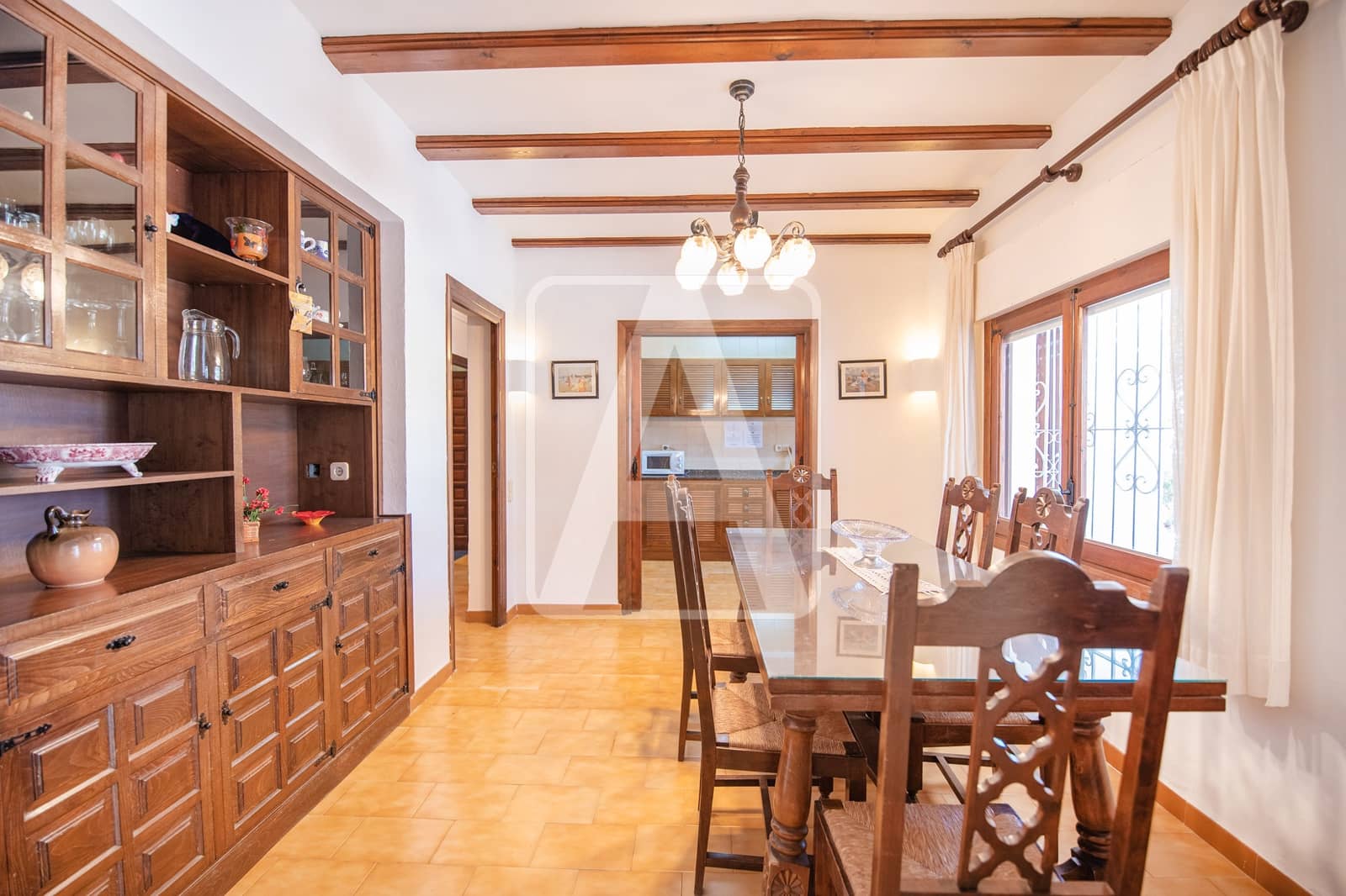 6 soverom Villa til salgs i Benissa med svømmebasseng garasje - € 990 000 (Ref: 8371985)