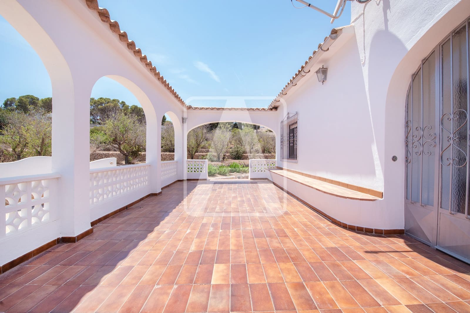 6 soverom Villa til salgs i Benissa med svømmebasseng garasje - € 990 000 (Ref: 8371985)