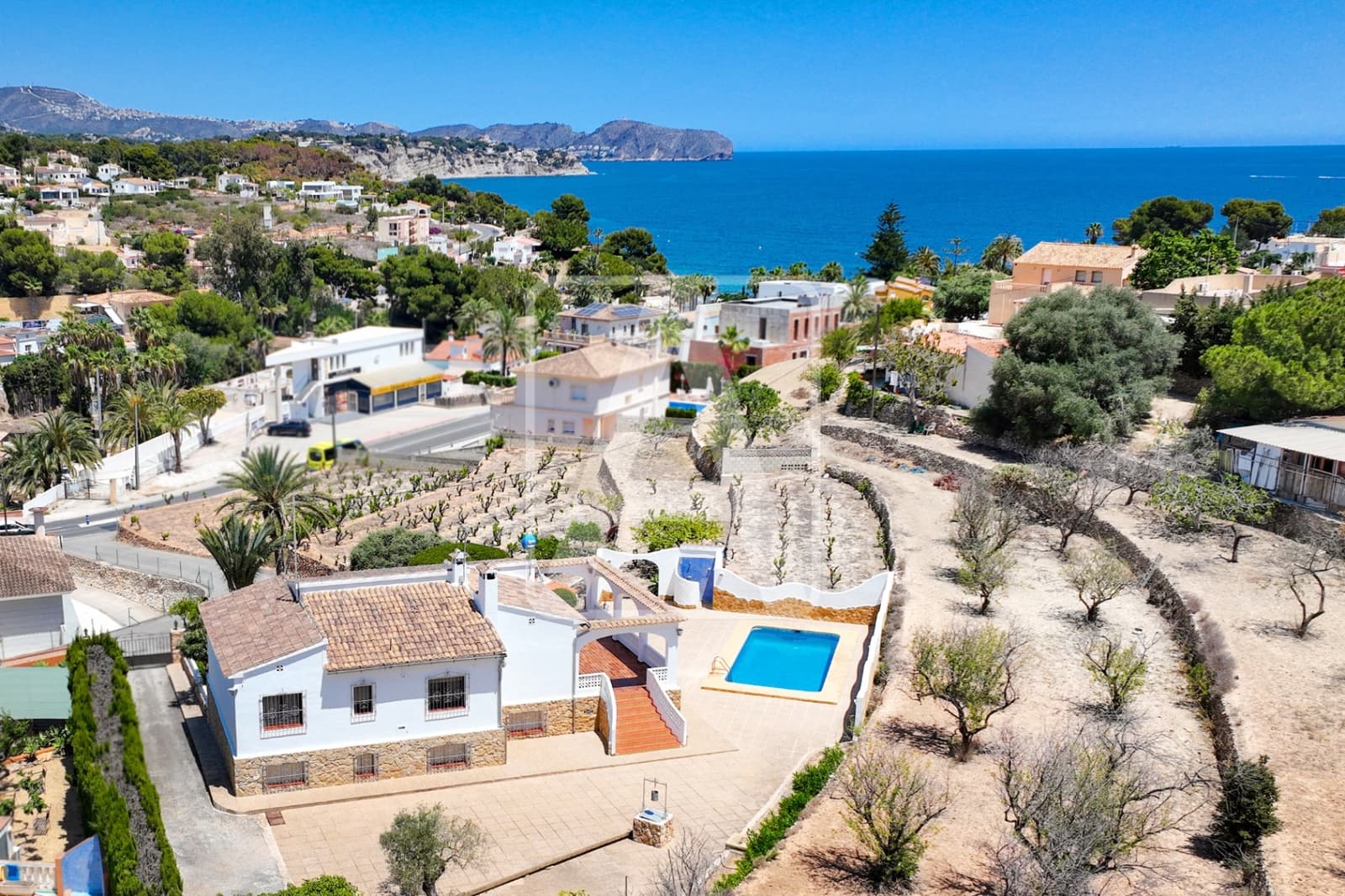 6 soverom Villa til salgs i Benissa med svømmebasseng garasje - € 990 000 (Ref: 8371985)