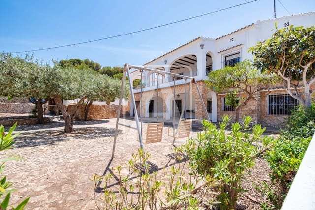 6 soverom Villa til salgs i Benissa med svømmebasseng garasje - € 990 000 (Ref: 8371985)