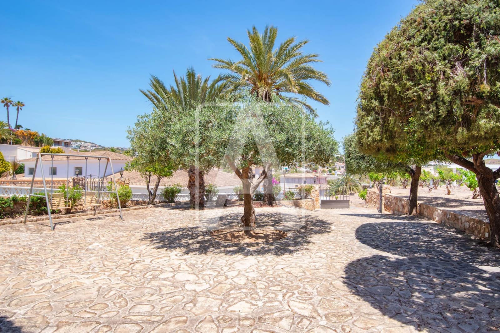 6 soverom Villa til salgs i Benissa med svømmebasseng garasje - € 990 000 (Ref: 8371985)