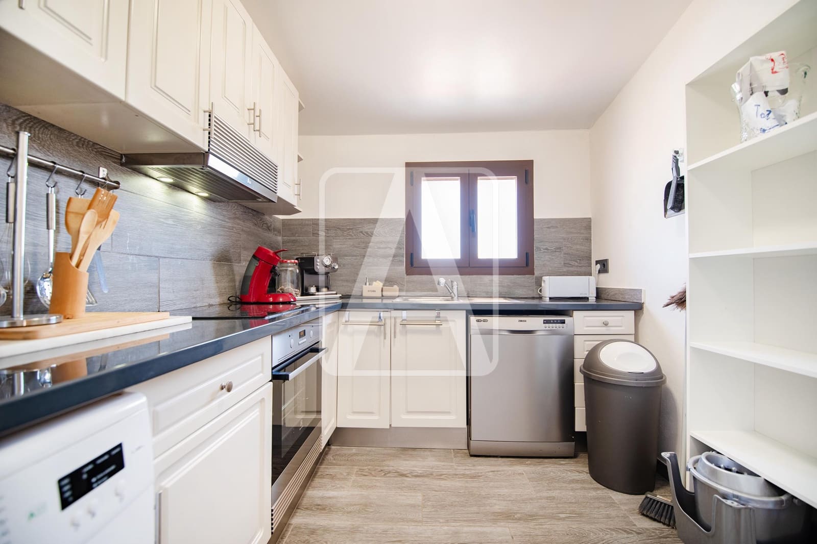 9 makuuhuone Maalaistalo myytävänä paikassa Benissa mukana uima-altaan 
autotalli - 1 349 000 € (Ref: 8397991)