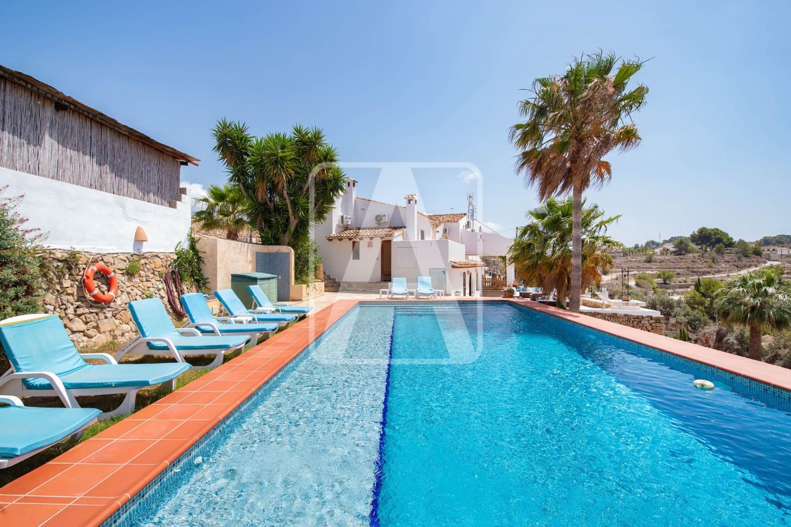 9 makuuhuone Maalaistalo myytävänä paikassa Benissa mukana uima-altaan 
autotalli - 1 349 000 € (Ref: 8397991)