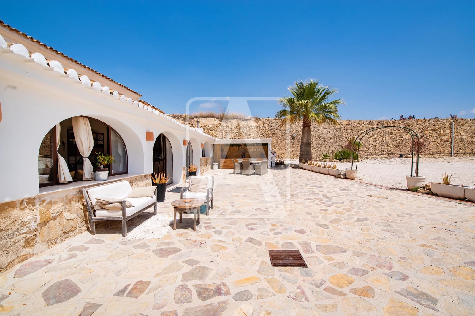 9 makuuhuone Maalaistalo myytävänä paikassa Benissa mukana uima-altaan 
autotalli - 1 349 000 € (Ref: 8397991)