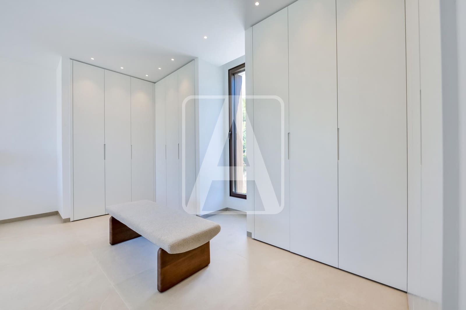 4 bedroom Villa for sale in Altea with pool garage - € 2,795,000 (Ref: 8420521)