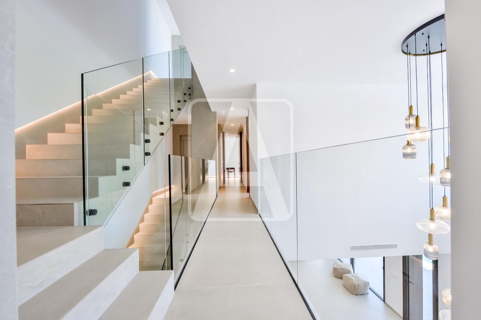 4 bedroom Villa for sale in Altea with pool garage - € 2,795,000 (Ref: 8420521)