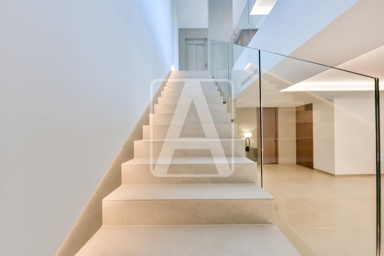 4 bedroom Villa for sale in Altea with pool garage - € 2,795,000 (Ref: 8420521)