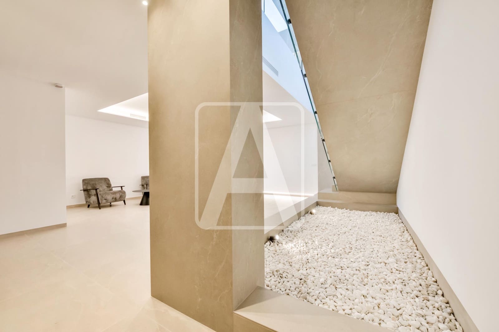 4 bedroom Villa for sale in Altea with pool garage - € 2,795,000 (Ref: 8420521)