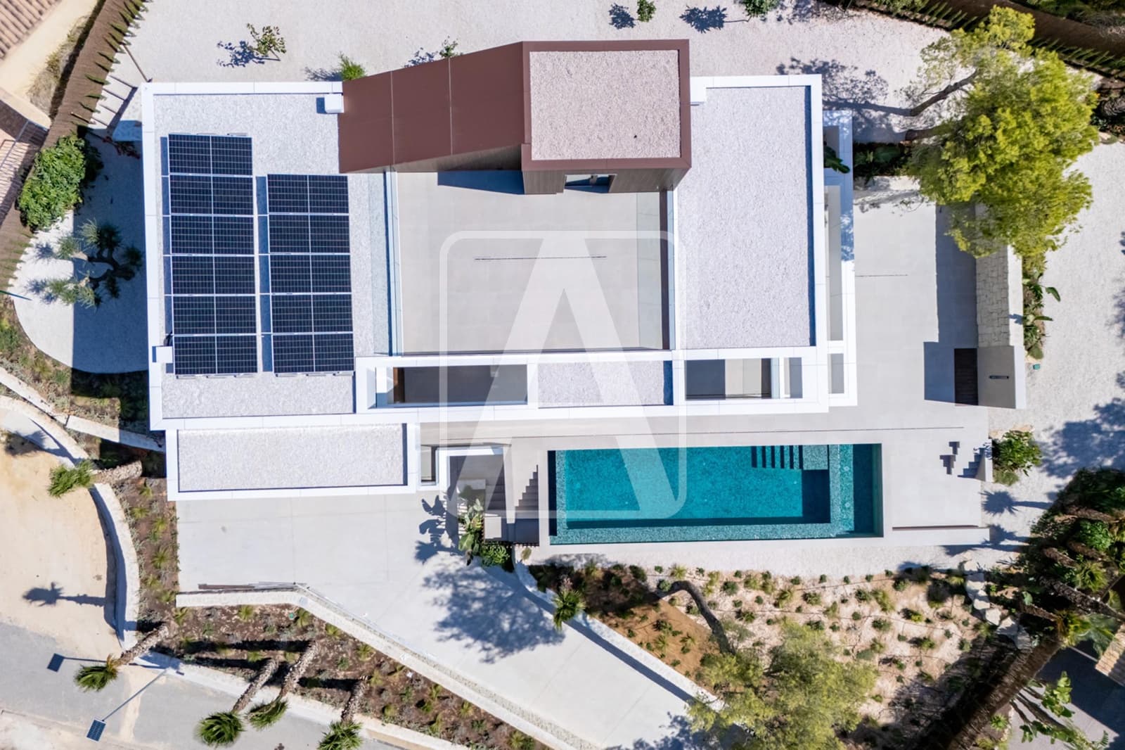 4 bedroom Villa for sale in Altea with pool garage - € 2,795,000 (Ref: 8420521)