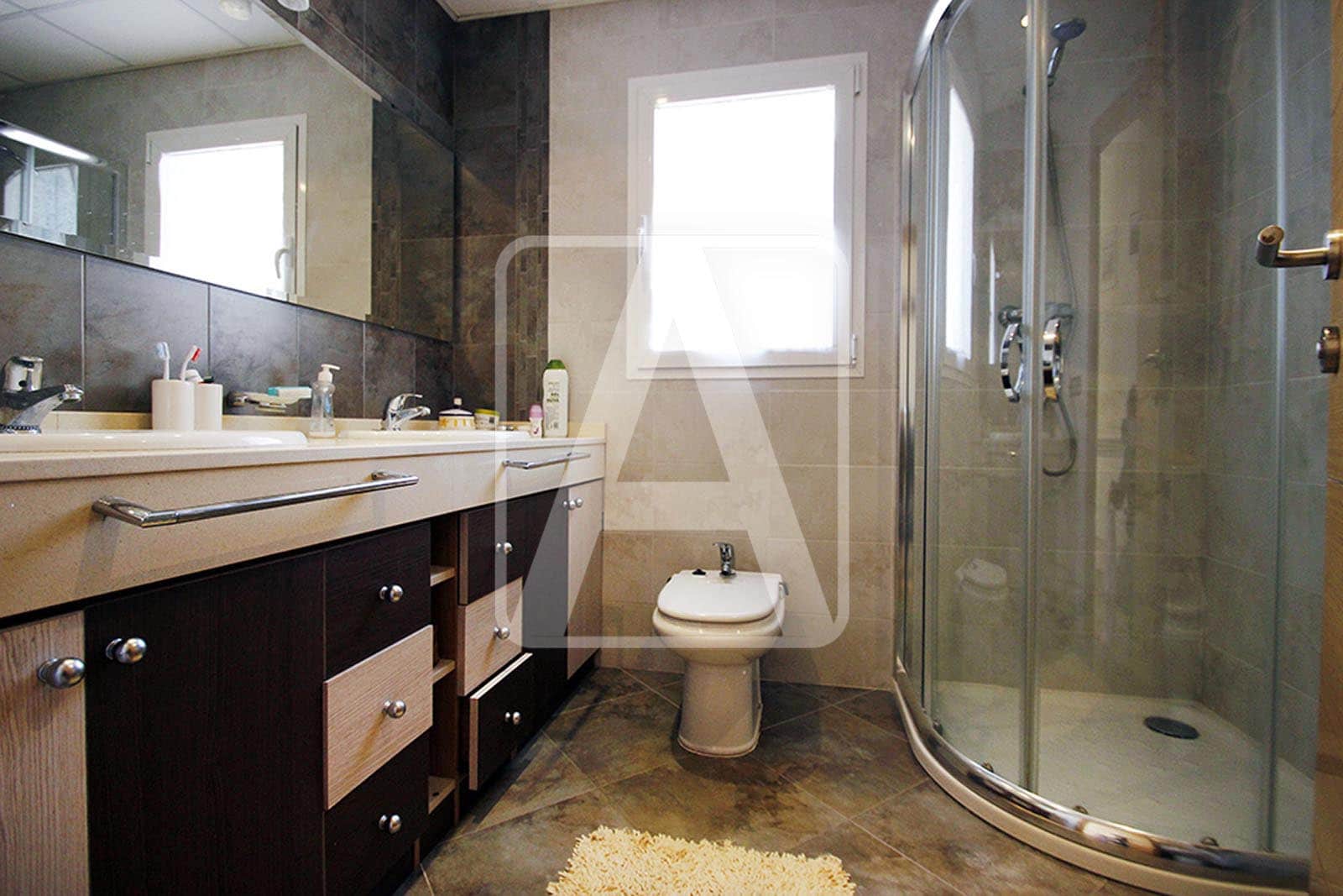 5 bedroom Villa for sale in Calpe / Calp with pool garage - € 699,000 (Ref: 8431289)